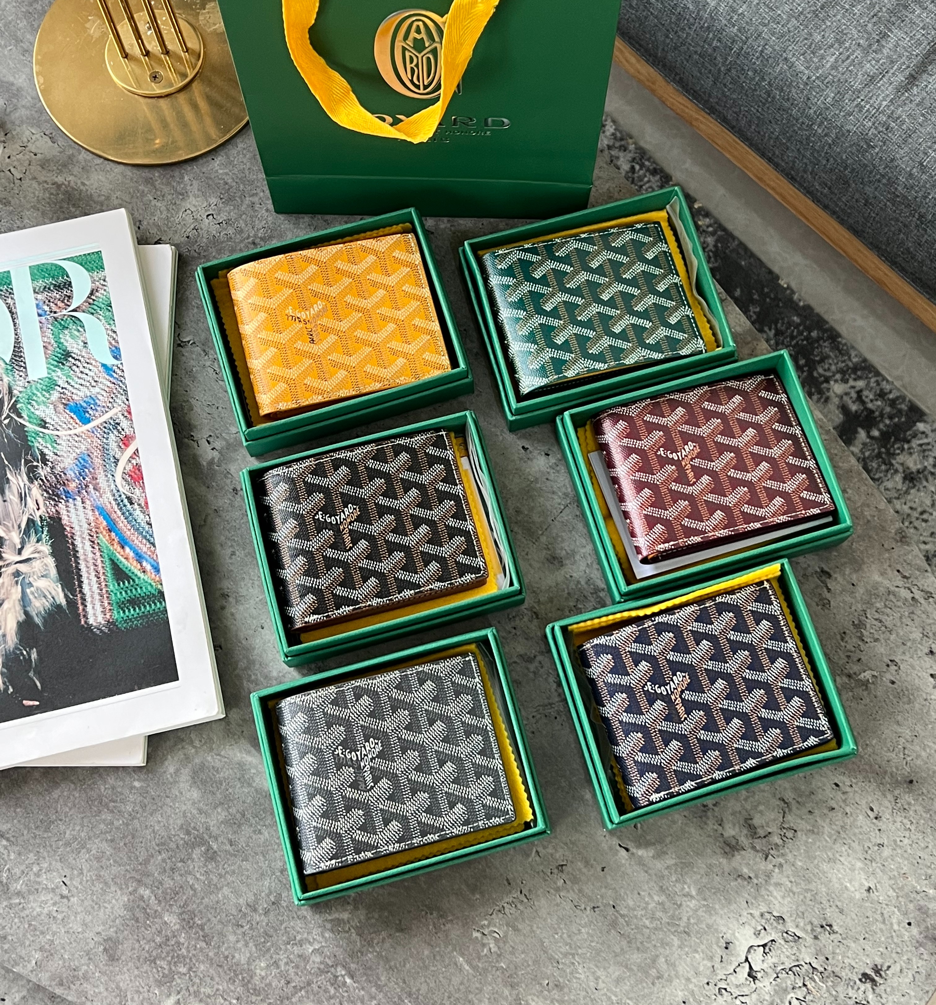 محافظ رجالية