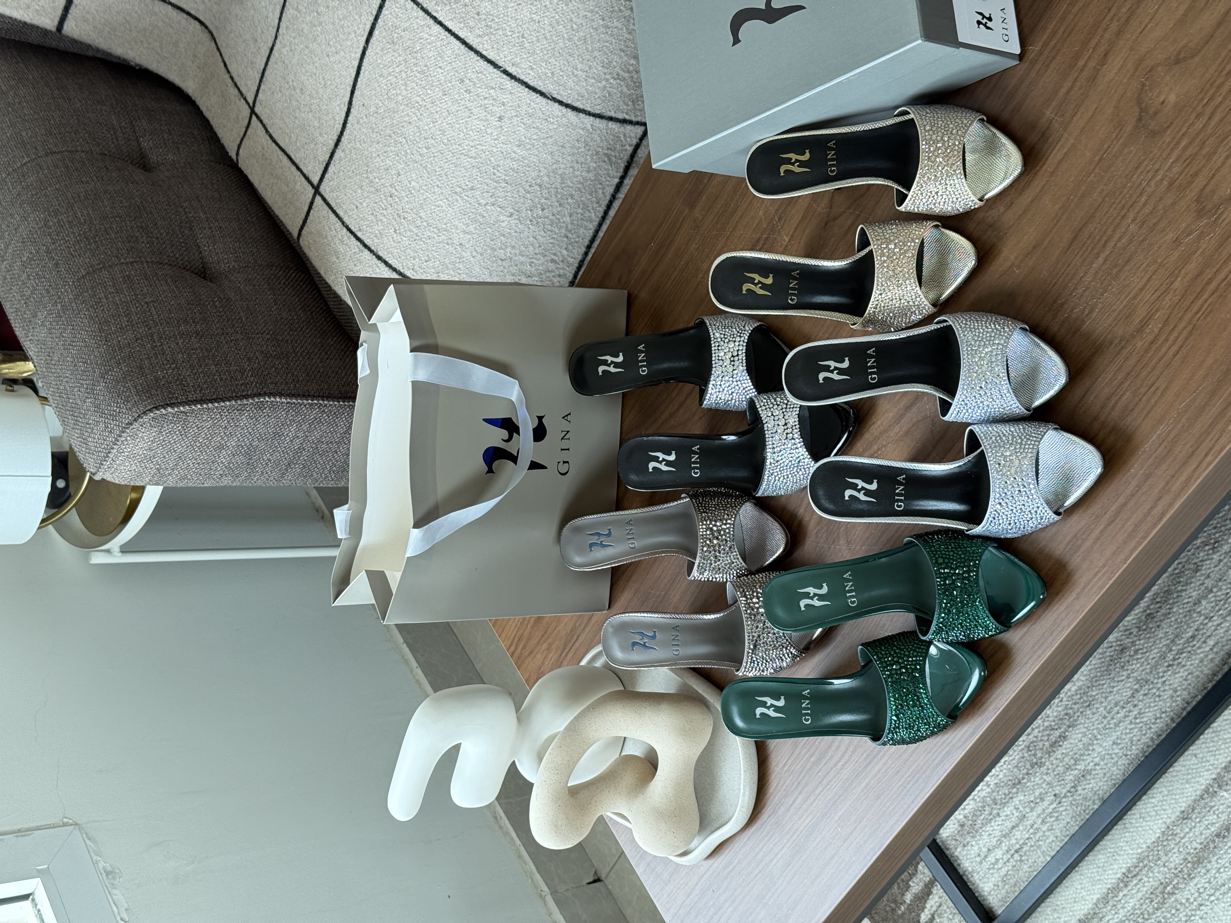 احذية نسائية