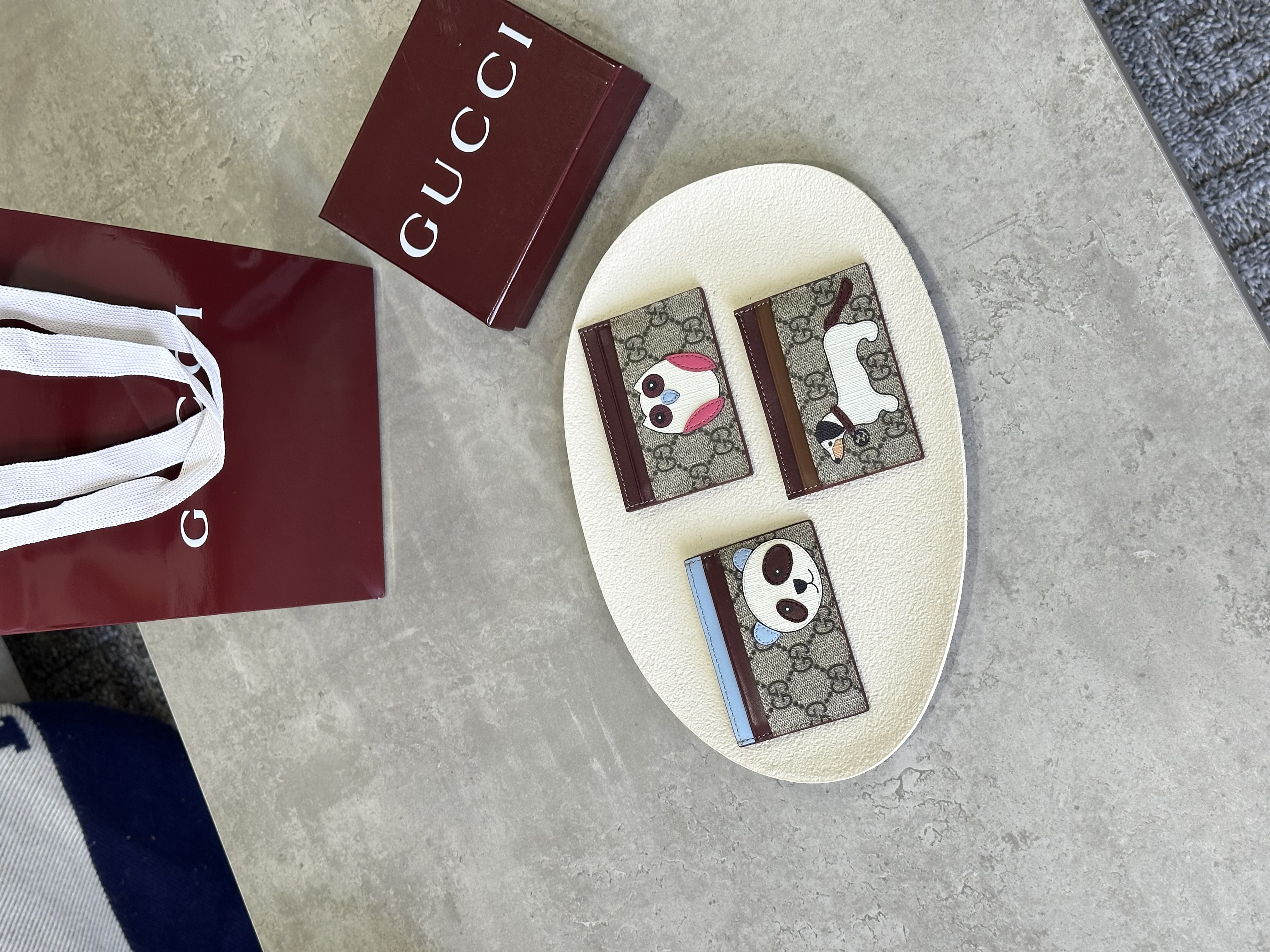 محافظ Gucci  نسائية